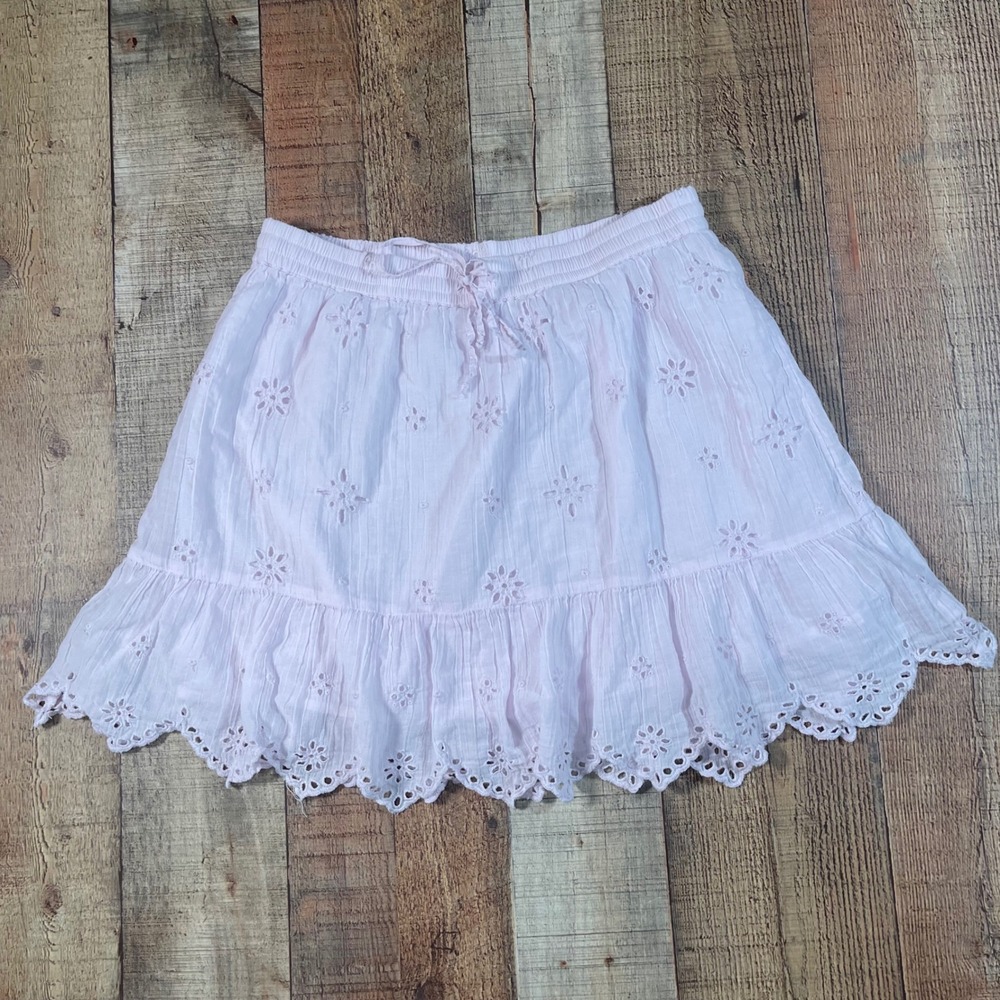 Aerie Light Pink Cotton Eyelet Ruffle Mini Skirt Elastic Waist Medium M Boho